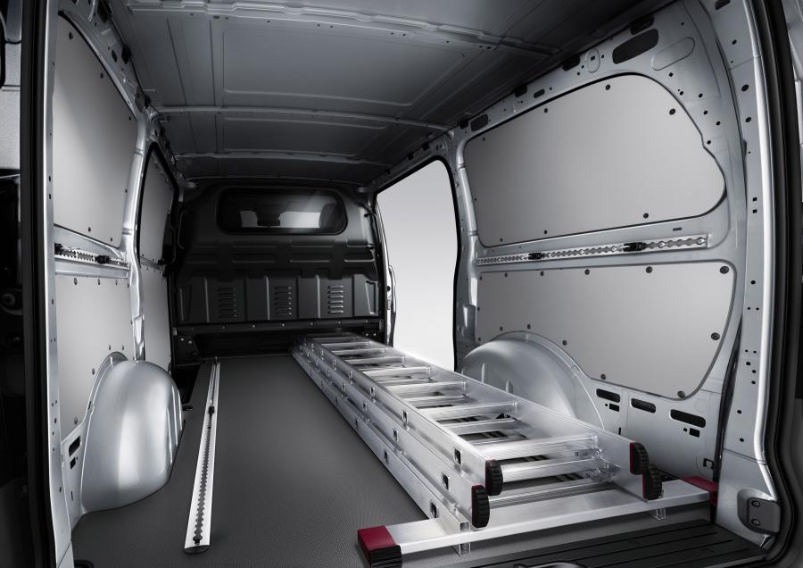  Mercedes-Benz Vito Panel Van 2014 года  (фото 29 из 45)